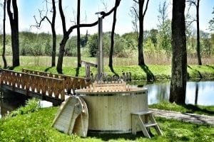 Holzbadetonne Basic Modell mit Innen oder Aussenofen 21