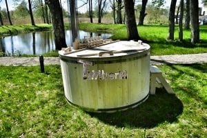 Holzbadetonne Basic Modell mit Innen oder Aussenofen 29