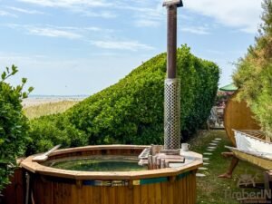 Hottube Aus Holz Deluxe Thermoholz (2)