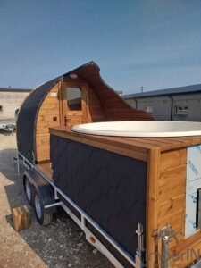 Gartensauna Pod mit Jacuzzi Whirlpool 44 TimberIN Nordic Pod Duo (11)